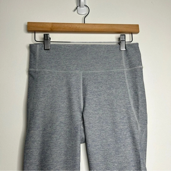 Outdoor Voices Warmup Leggings in Blue Quartz Women’s Medium Gym Athleisure - Picture 3 of 9